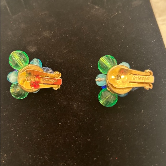 Hattie Carnegie Triple Strand Necklace and Earrings Set Vintage - Picture 6 of 10